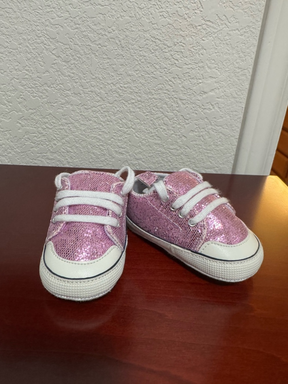 Kids Sparkle Pink Glitter Sneakers - Classic Lace-Up